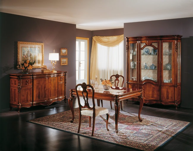 Mobili di lusso usati: arredamento classico di lusso linee e ... Mobili in vendita classici il mercatino