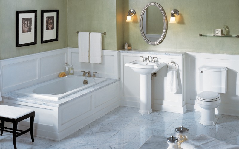 Pareti bagno classico: bianco, champagne Pavimenti e rivestimenti bagno classico